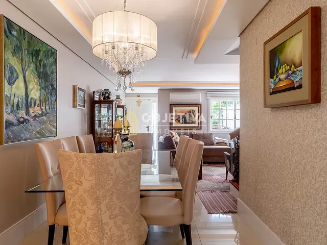 Casa 3 quartos e 3 banheiros, à venda, no bairro Vila Jardim em Porto Alegre