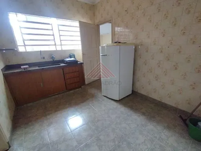 Casa com 285m² 4 quartos e 2 banheiros, para alugar, no bairro Matriz em Mauá