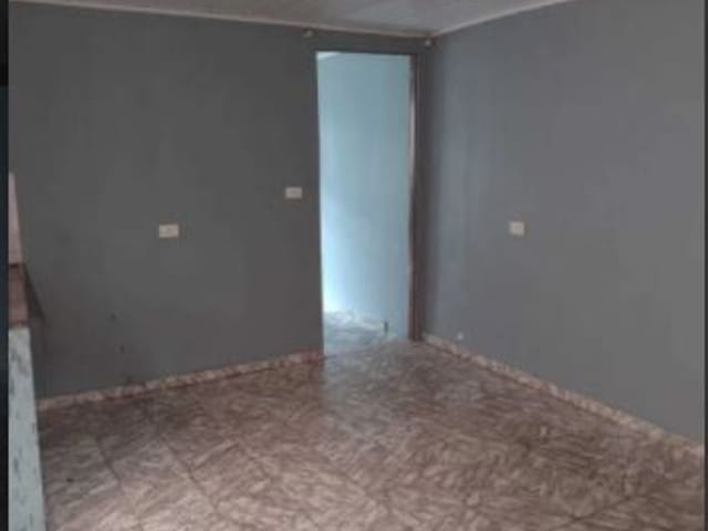 Casa com 110m² 8 quartos e 4 banheiros, à venda, no bairro Conceição em Osasco