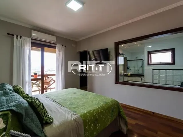 Casa com 350m² 4 quartos e 2 banheiros, à venda, no bairro Chácaras Alpina em Valinhos