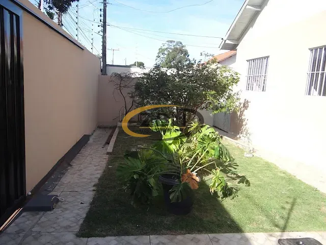 Casa com 300m² 3 quartos e 2 banheiros, à venda, no bairro Bandeirantes em Londrina