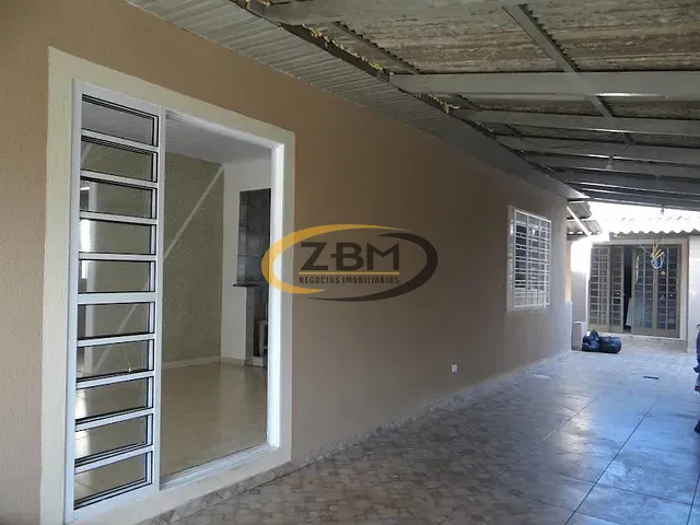 Casa com 300m² 3 quartos e 2 banheiros, à venda, no bairro Bandeirantes em Londrina