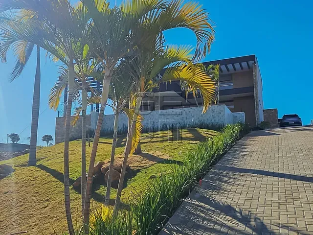 Casa com 1500m² 3 quartos e 5 banheiros, à venda ou para alugar, no bairro Rodovia em Sertanópolis