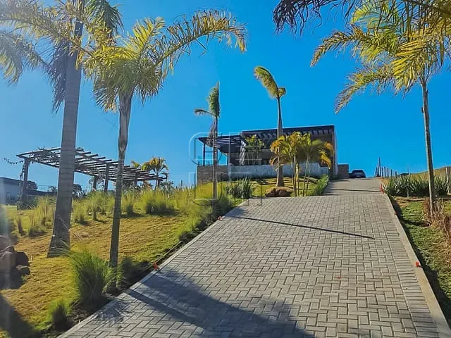 Casa com 1500m² 3 quartos e 5 banheiros, à venda ou para alugar, no bairro Rodovia em Sertanópolis