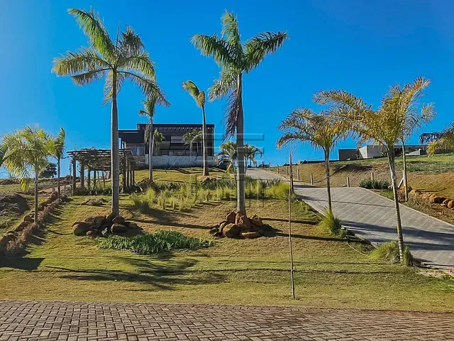 Casa com 1500m² 3 quartos e 5 banheiros, à venda ou para alugar, no bairro Rodovia em Sertanópolis