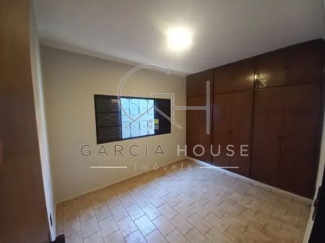 Casa com 250m² 3 quartos e 1 banheiro, à venda, no bairro Planalto Verde em Ribeirão Preto