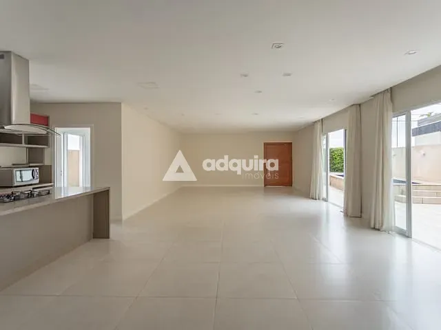 Casa com 400m² 4 quartos e 5 banheiros, à venda, no bairro Estrela em Ponta Grossa