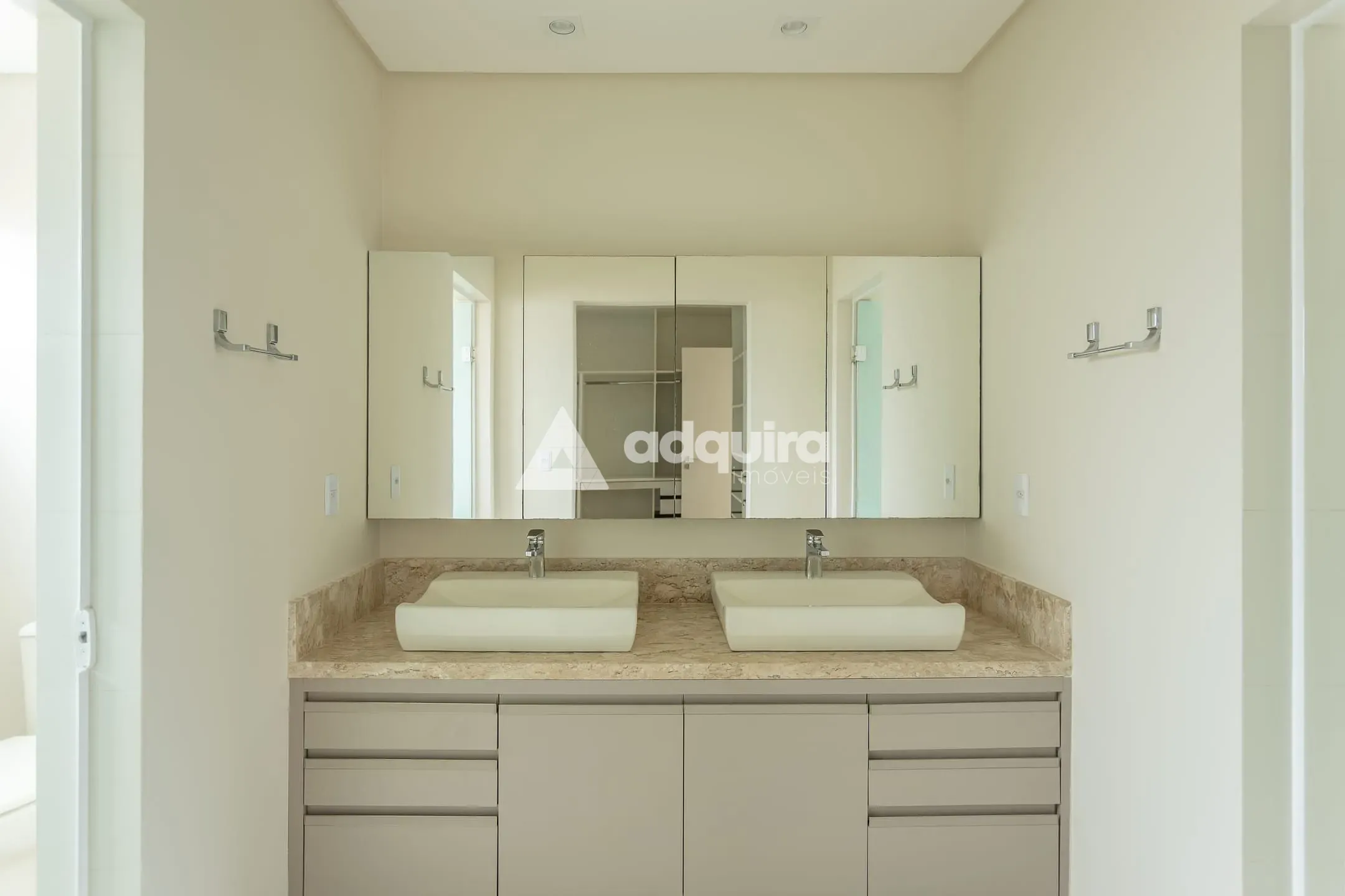 Casa, 4 quartos, 320 m² - Foto 32