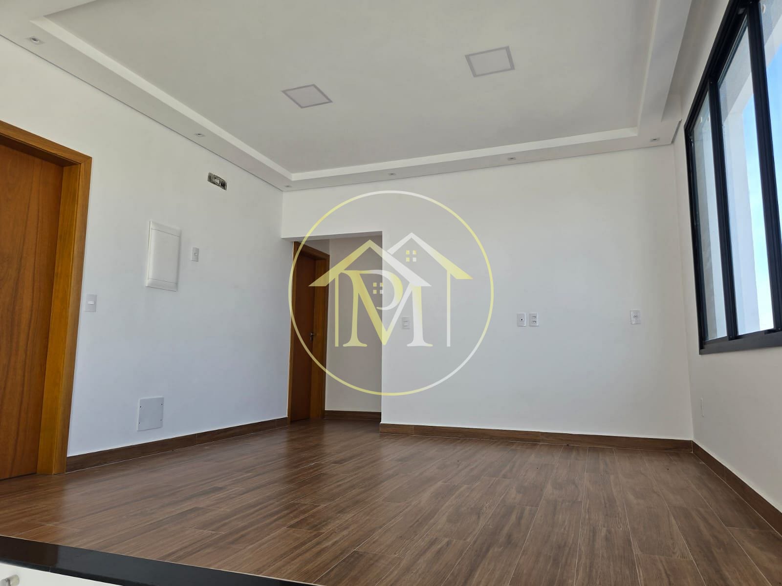 Casa à venda com 3 quartos, 275m² - Foto 3