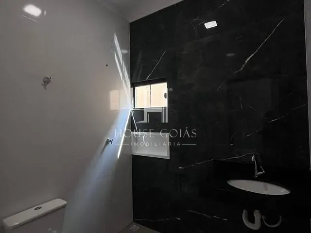 Casa com 131m² 2 quartos e 2 banheiros, à venda, no bairro Jardim Decolores em Trindade