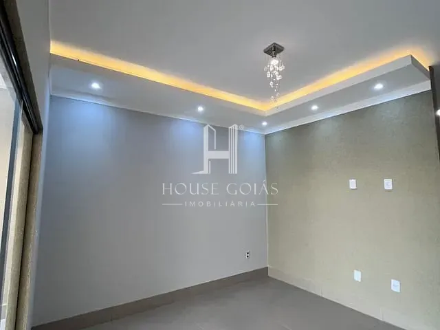 Casa com 131m² 2 quartos e 2 banheiros, à venda, no bairro Jardim Decolores em Trindade