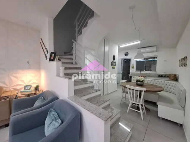 Casa com 147m² 2 quartos e 3 banheiros, à venda, no bairro Balneário Gardem Mar em Caraguatatuba