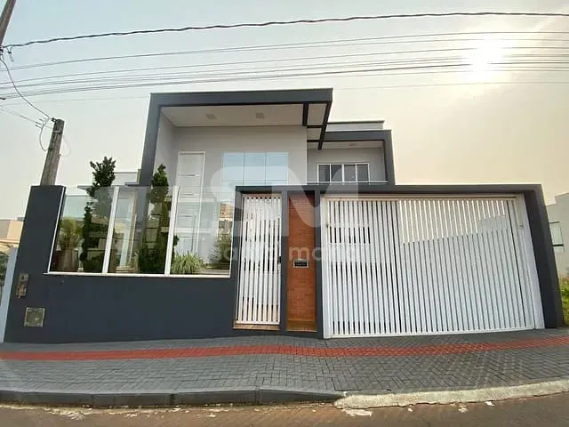 Casa com 360m² 4 quartos e 2 banheiros, à venda, no bairro Paraíso em Chapecó