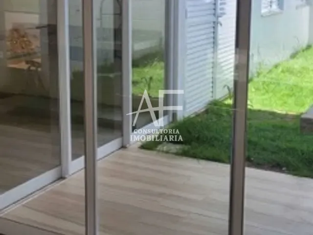 Casa com 250m² 3 quartos e 2 banheiros, à venda, no bairro Loteamento Industrial Água Preta em Pindamonhangaba