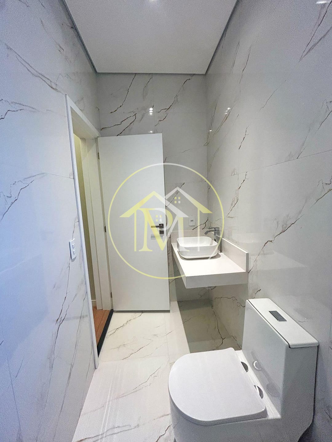 Casa à venda com 3 quartos, 170m² - Foto 8
