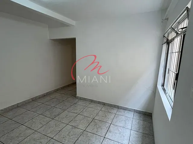 Casa 2 quartos e 1 banheiro, para alugar, no bairro Vila Nova Alba em São Paulo