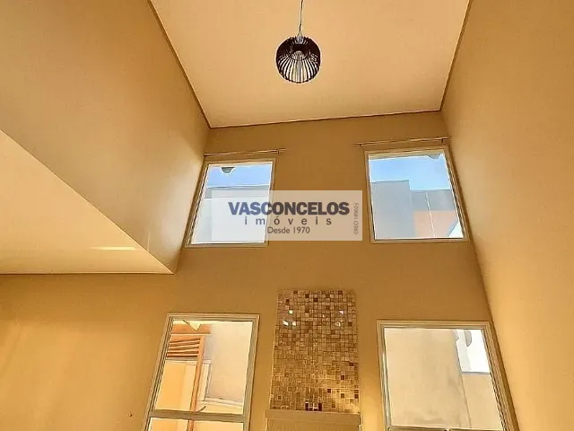 Casa com 487m² 4 quartos e 6 banheiros, à venda, no bairro Urbanova em São José dos Campos