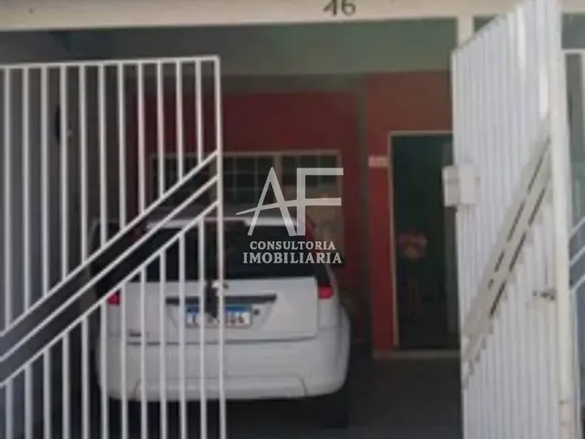 Casa 3 quartos e 2 banheiros, à venda ou para alugar, no bairro Vila Nossa Senhora das Graças em Taubaté