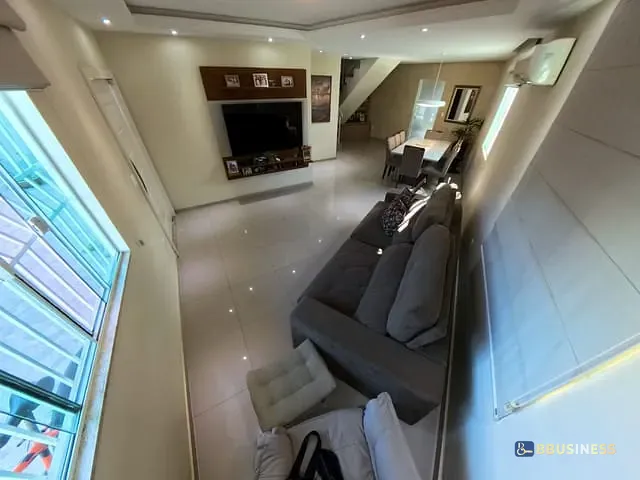 Casa 3 quartos e 3 banheiros, à venda, no bairro Parque Aurora em Campos dos Goytacazes