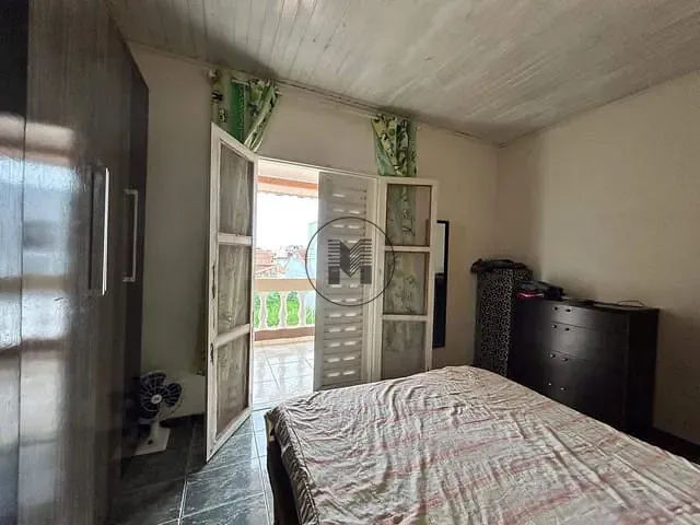 Casa 3 quartos e 1 banheiro, à venda, no bairro Jardim Esperança em Guaratinguetá