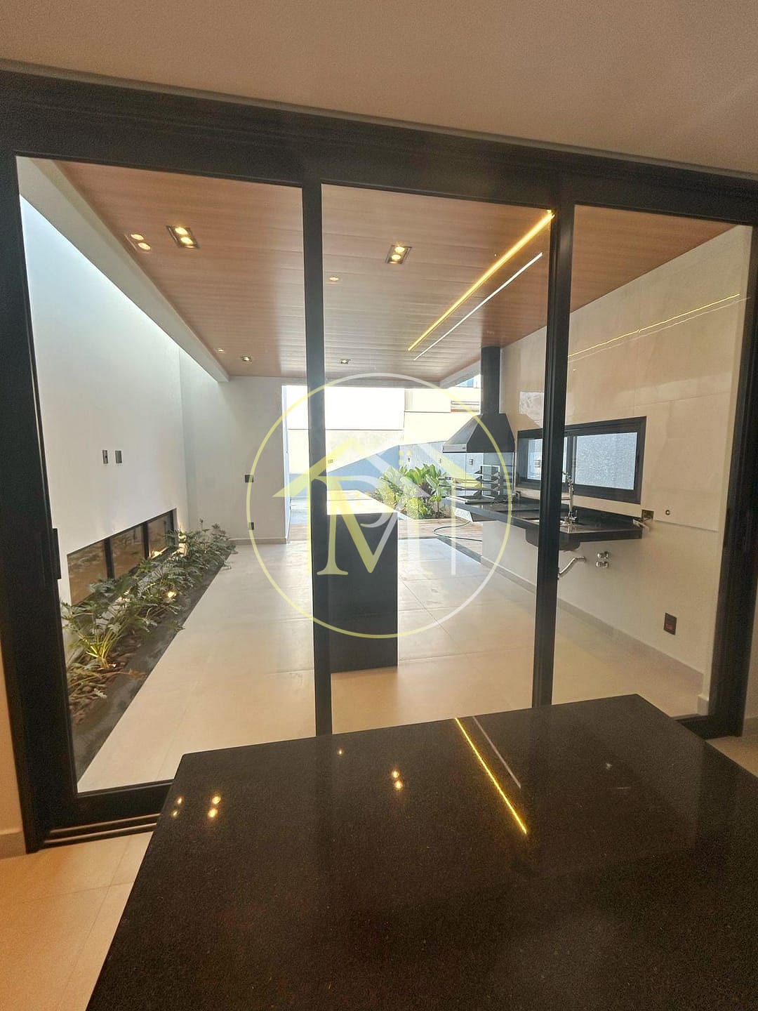 Casa, 3 quartos, 170 m² - Foto 2