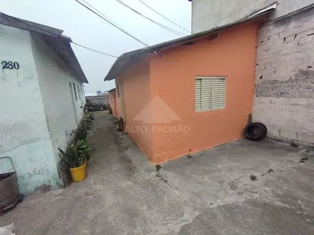 Casa com 250m² 4 quartos e 2 banheiros, à venda, no bairro Jardim Primavera em Mauá