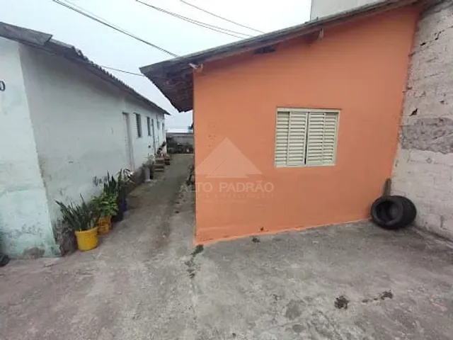 Casa com 250m² 4 quartos e 2 banheiros, à venda, no bairro Jardim Primavera em Mauá