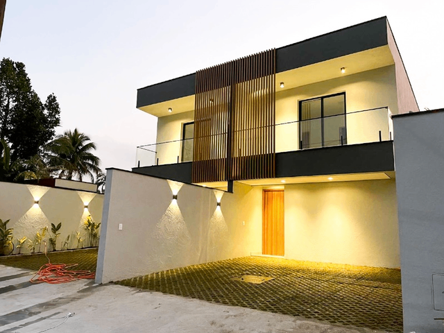 Casa 5 quartos e 4 banheiros, à venda, no bairro São Lourenço em Bertioga