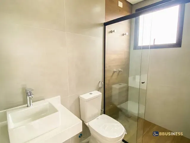 Casa 5 quartos e 4 banheiros, à venda, no bairro São Lourenço em Bertioga