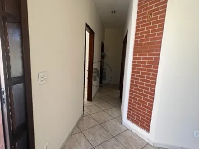 Casa com 250m² 3 quartos e 2 banheiros, à venda, no bairro Jardim Esplanada em Guaratinguetá