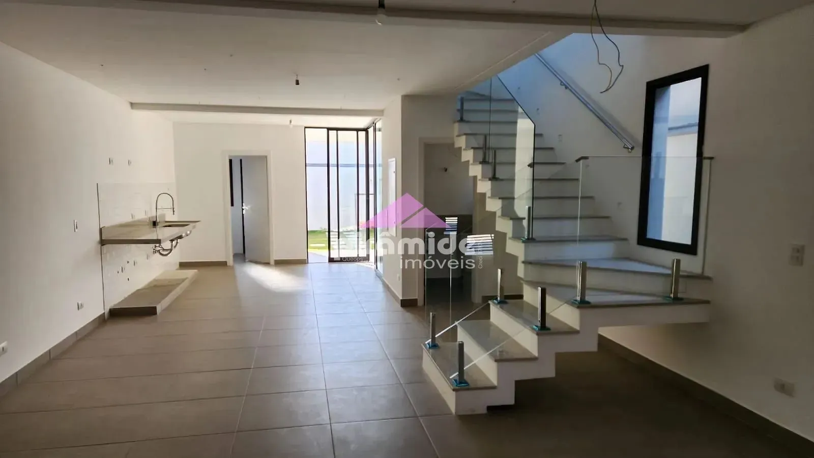 Casa, 3 quartos, 200 m² - Foto 3