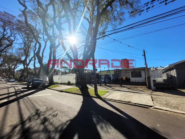 Casa com 274m² 1 quarto e 2 banheiros, à venda, no bairro Alto da Rua XV em Curitiba