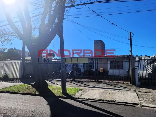 Casa com 274m² 1 quarto e 2 banheiros, à venda, no bairro Alto da Rua XV em Curitiba