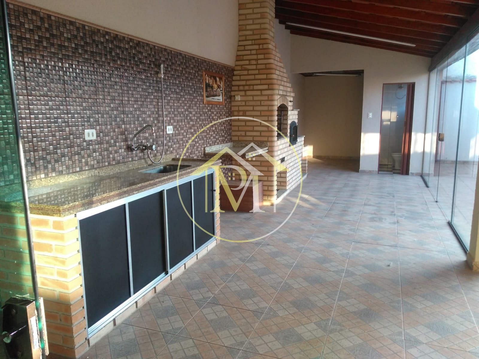 Casa, 3 quartos, 300 m² - Foto 1