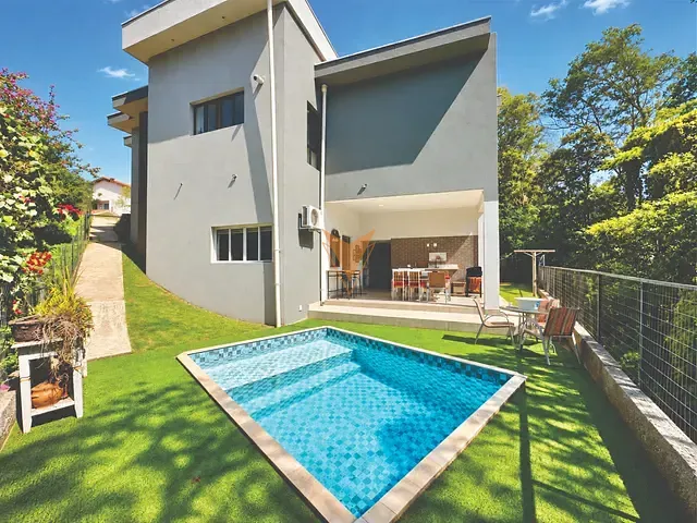 Casa 3 quartos e 4 banheiros, à venda, no bairro Transurb em Itapevi