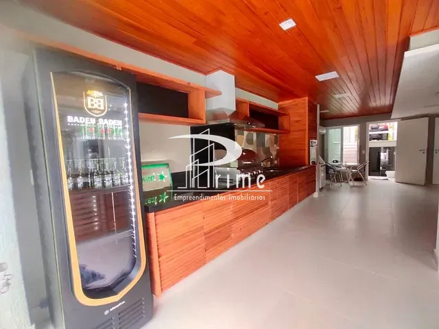 Casa com 800m² 5 quartos e 6 banheiros, à venda, no bairro Frade (Cunhambebe) em Angra dos Reis