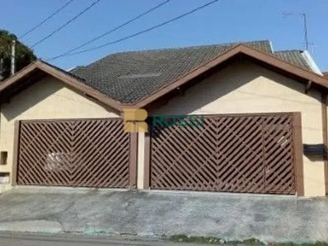 Casa com 300m² 4 quartos e 3 banheiros, à venda, no bairro Cidade Morumbi em São José dos Campos