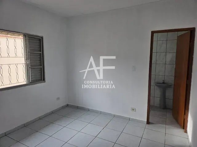 Casa 2 quartos e 2 banheiros, à venda, no bairro Jardim Independência em Taubaté