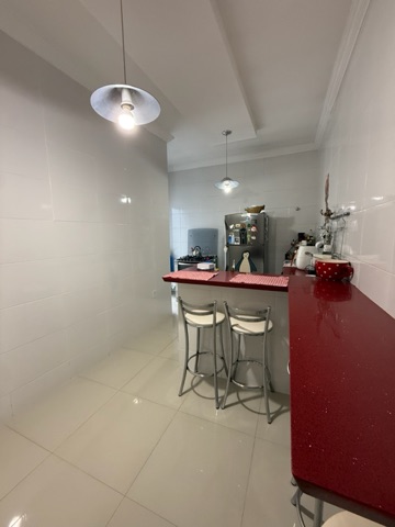 Casa 2 quartos e 1 banheiro, à venda, no bairro Nova Cidade em Macaé