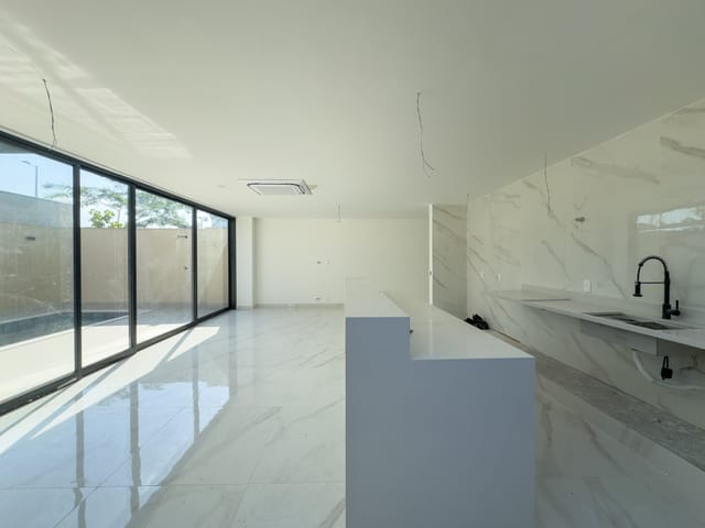 Casa com 388m² 4 quartos e 7 banheiros, à venda, no bairro Recreio dos Bandeirantes em Rio de Janeiro