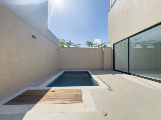 Casa com 388m² 4 quartos e 7 banheiros, à venda, no bairro Recreio dos Bandeirantes em Rio de Janeiro