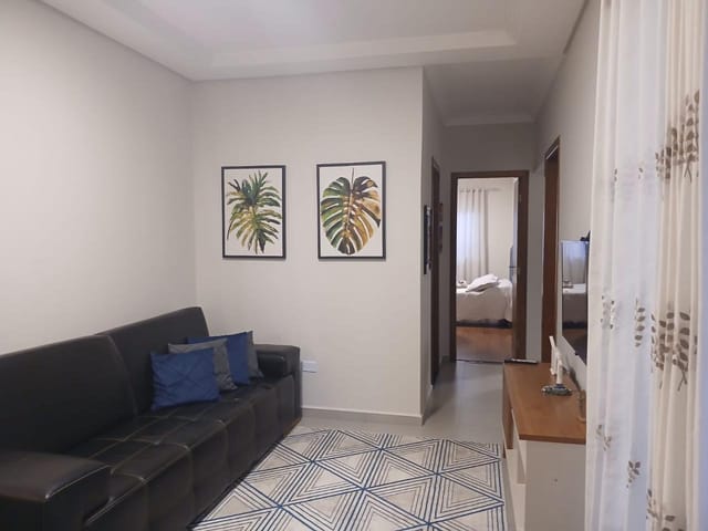 Casa com 80m² 3 quartos e 2 banheiros, à venda, no bairro Cara Cara em Ponta Grossa