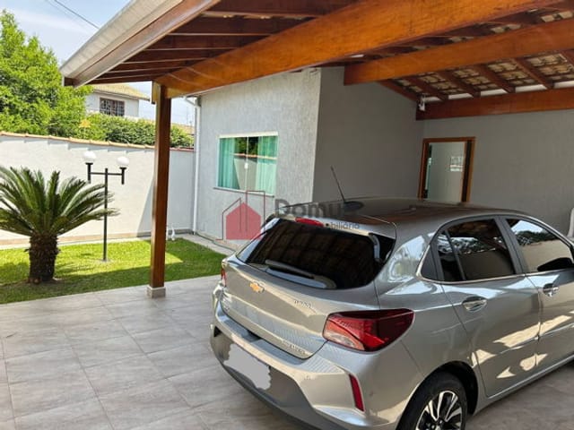 Casa com 250m² 3 quartos e 2 banheiros, à venda, no bairro Loteamento Residencial Andrade em Pindamonhangaba
