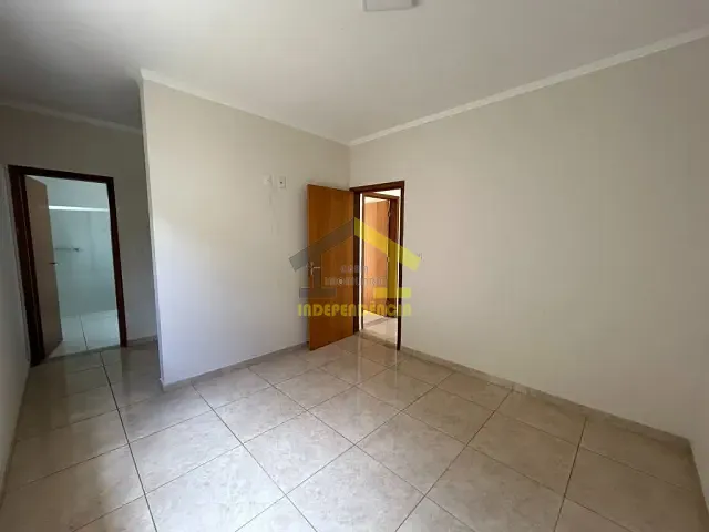 Casa com 300m² 3 quartos e 2 banheiros, à venda, no bairro Residencial Fazenda Serrinha em Itatiba