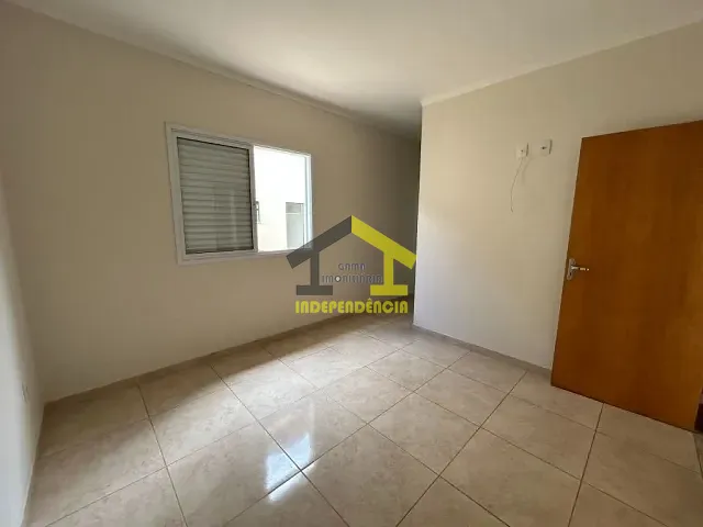 Casa com 300m² 3 quartos e 2 banheiros, à venda, no bairro Residencial Fazenda Serrinha em Itatiba