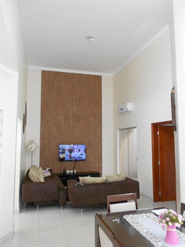 Casa, 3 quartos, 164 m² - Foto 3