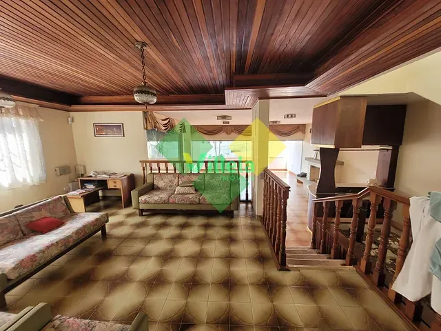 Casa com 500m² 4 quartos e 4 banheiros, à venda, no bairro Jardim Ângelo em Arujá