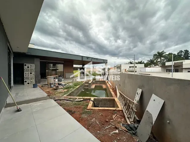 Casa com 370m² 3 quartos e 2 banheiros, à venda, no bairro Portal da Mantiqueira em Andradas