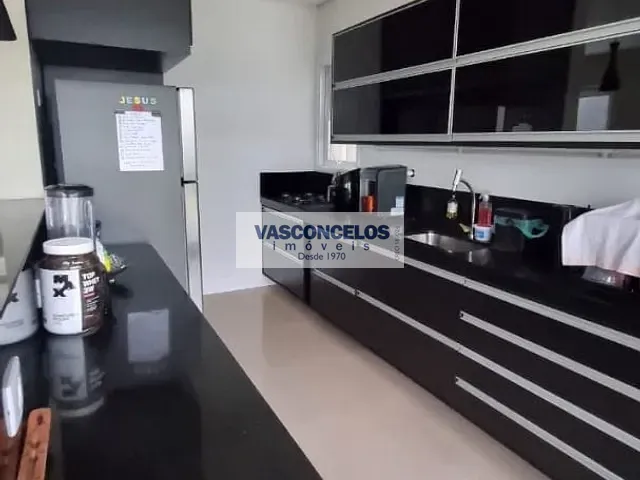 Casa com 250m² 3 quartos e 3 banheiros, à venda, no bairro Loteamento Villa Branca em Jacareí