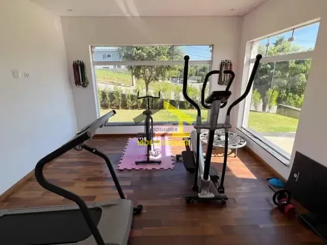 Casa com 700m² 4 quartos e 5 banheiros, à venda, no bairro Reserva Santa Maria em Jandira